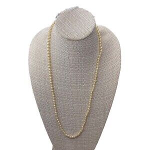 Vintage White Faux Pearl Necklace Single Strand  L. Screw Closure